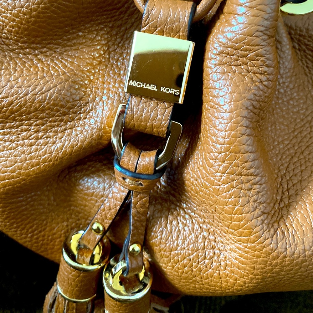 Michael Kors Camden Large Drawstring - image 8